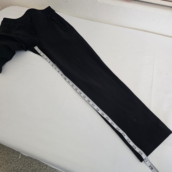 Lululemon On The Move Pant Black Tapered Slim Fit Size 2 - Picture 14 of 15